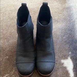 Sorel heel winter boots